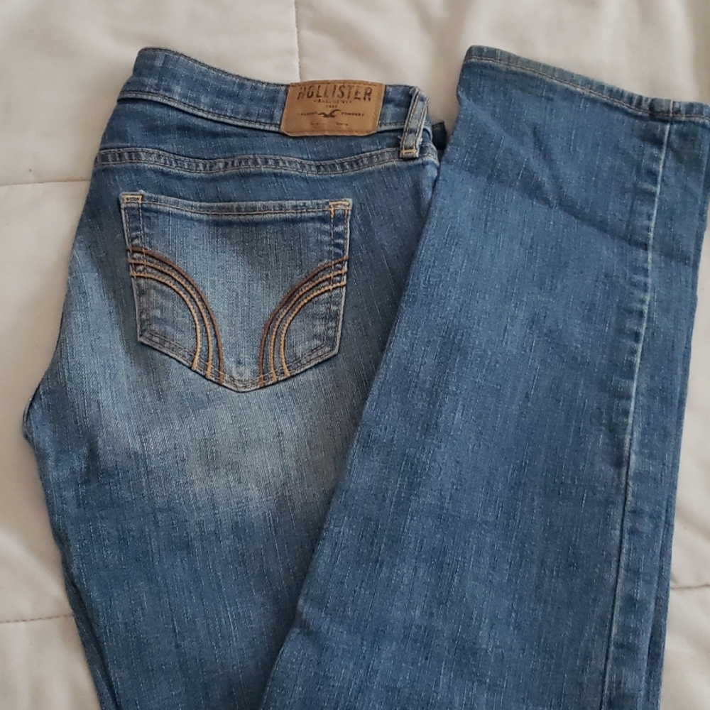 Hollister jeans
